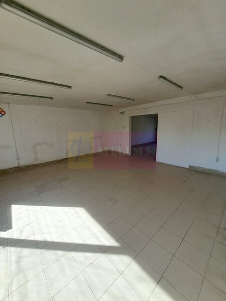Spatiu birouri (sau hala) 150mp, zona Republica